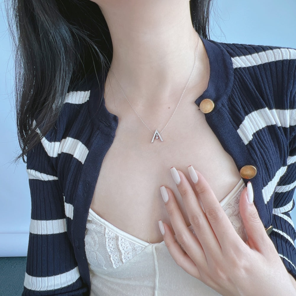 [Polaidi Jewelry]Sparkling "A" Shape Necklace
