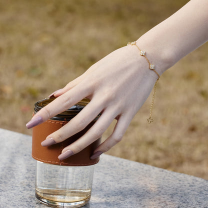 [Polaidi Jewelry]Four-Leaf Clover Hollow Butterfly Bracelet