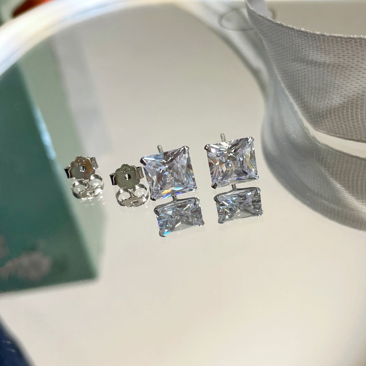 [Polaidi Jewelry]Ornate Square Shape Earrings