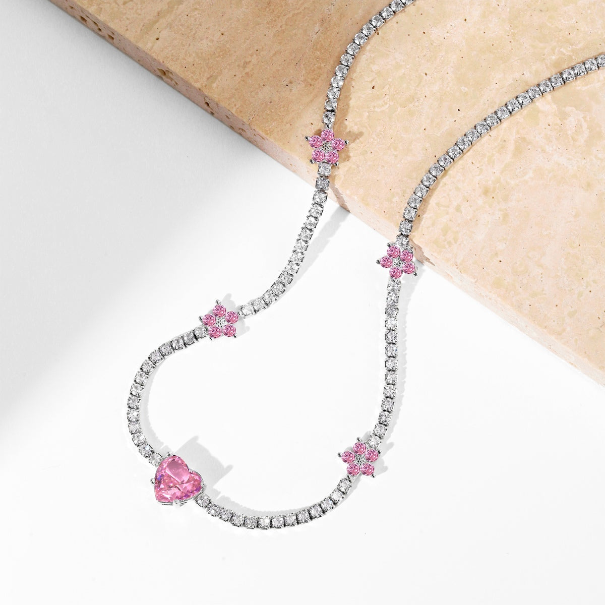 [Polaidi Jewelry]Dazzling Pink Heart Flower Necklace