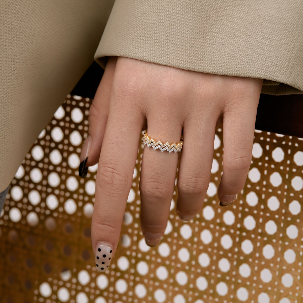 [Polaidi Jewelry]Delicate Enchanting Wave Shape Daily Ring