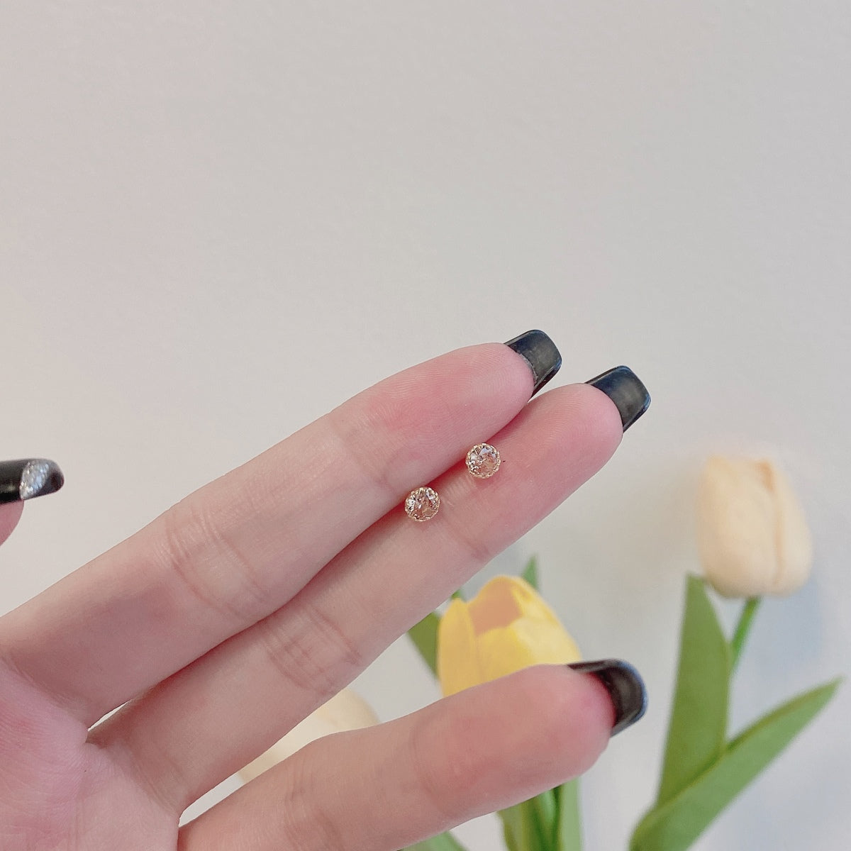 [Polaidi Jewelry]Sparkling Colorful Round Shape Earrings