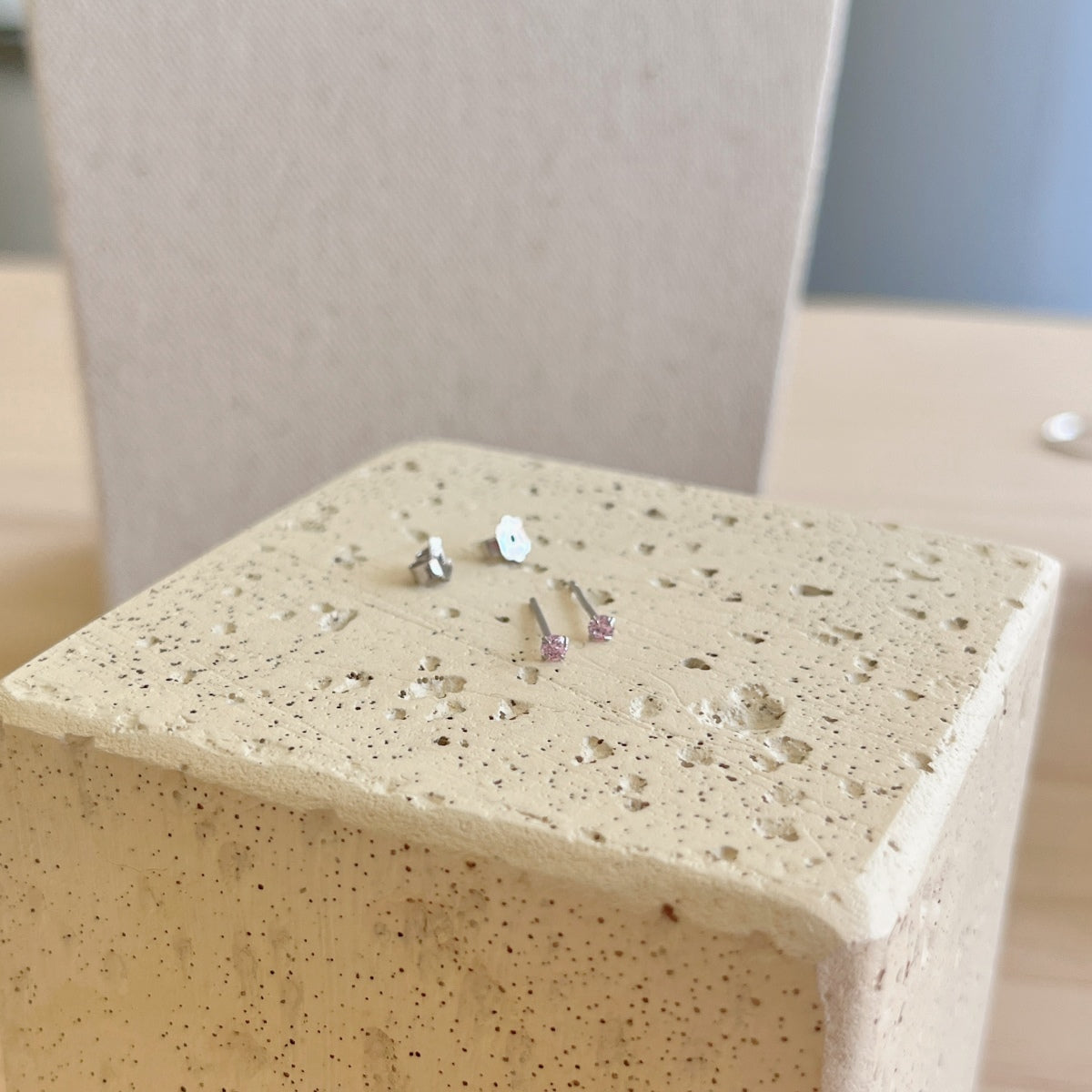 [Polaidi Jewelry]Delicate Solitaire Earrings