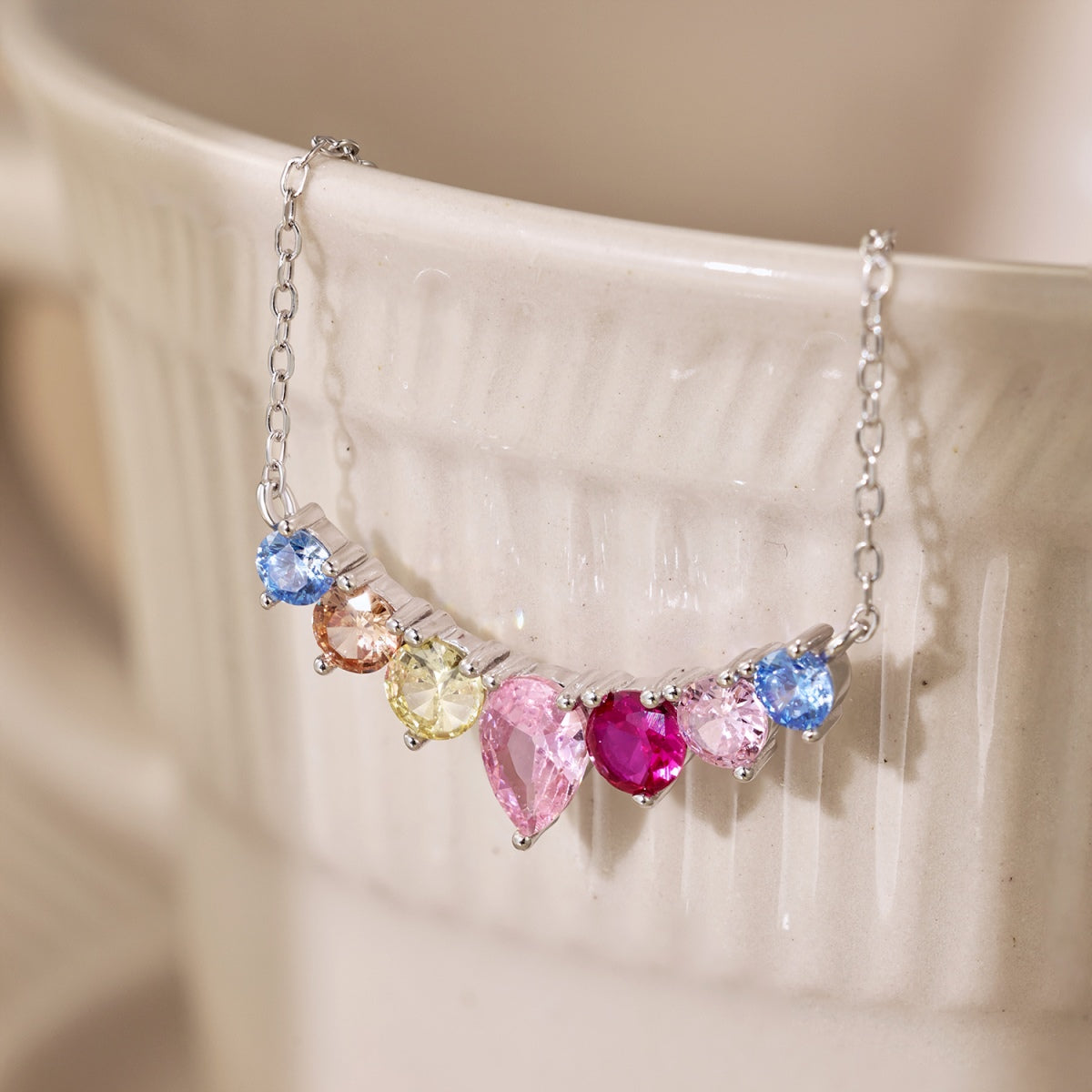 [Polaidi Jewelry]Dainty Colorful Heart Necklace