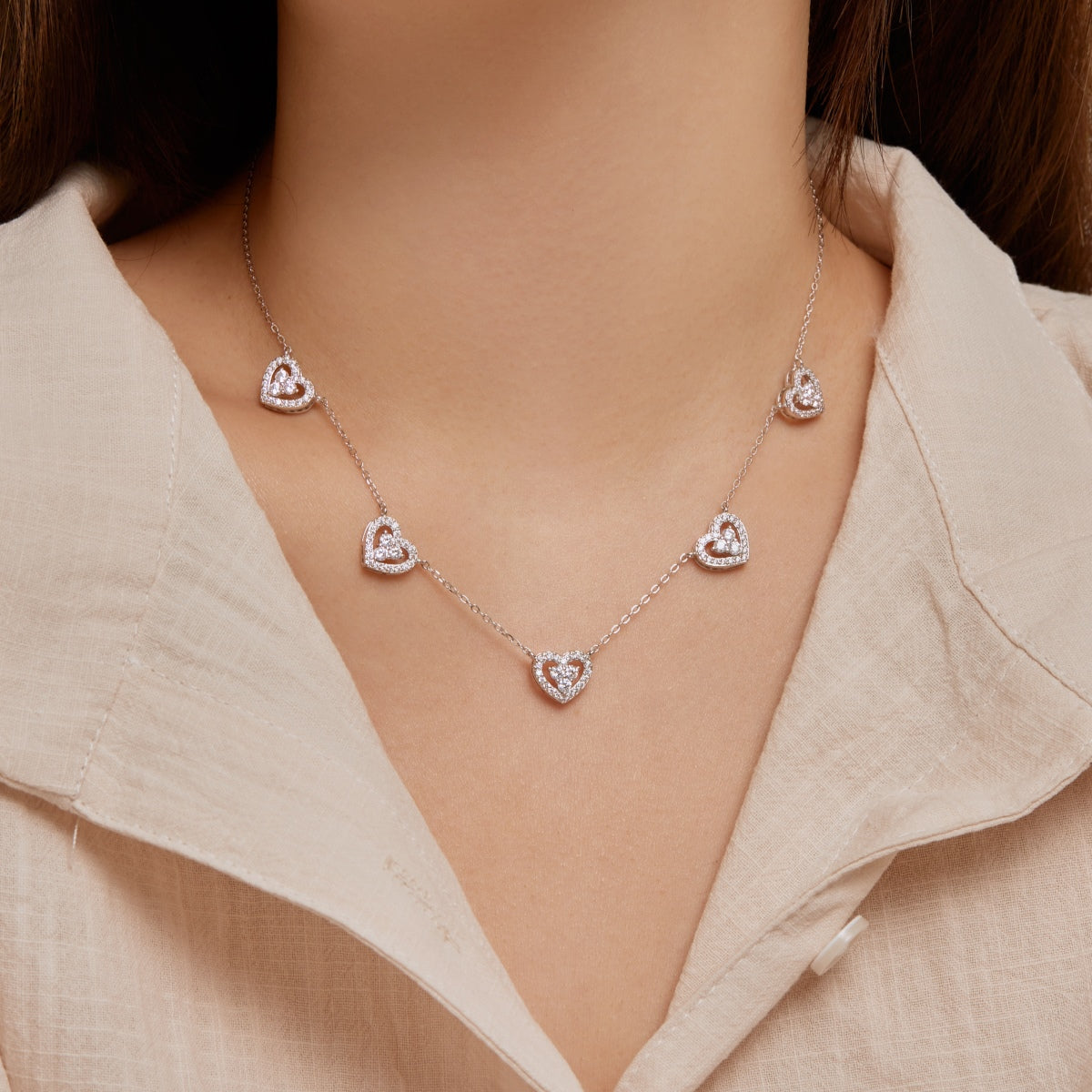[Polaidi Jewelry]Sparkling Five Heart Necklace
