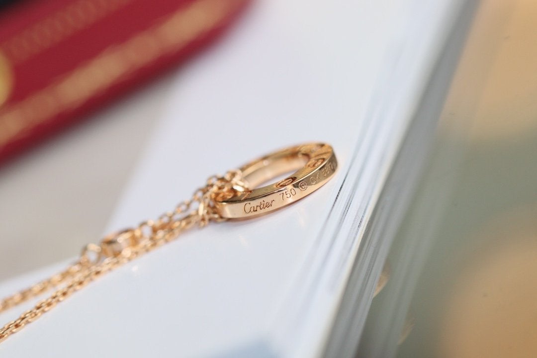[：Polaidi Jewelry]LOVEネックレス アジャスタブル ローズゴールド 2ダイヤモンド