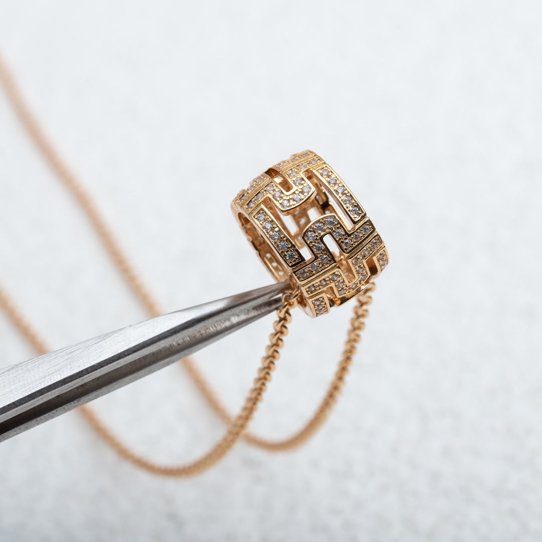 [：Polaidi]PARENTESI NECKLACE PINK GOLD DIAMOND