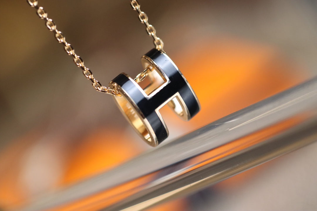 [：Polaidi Jewelry]POP H PEDANT PINK GOLD