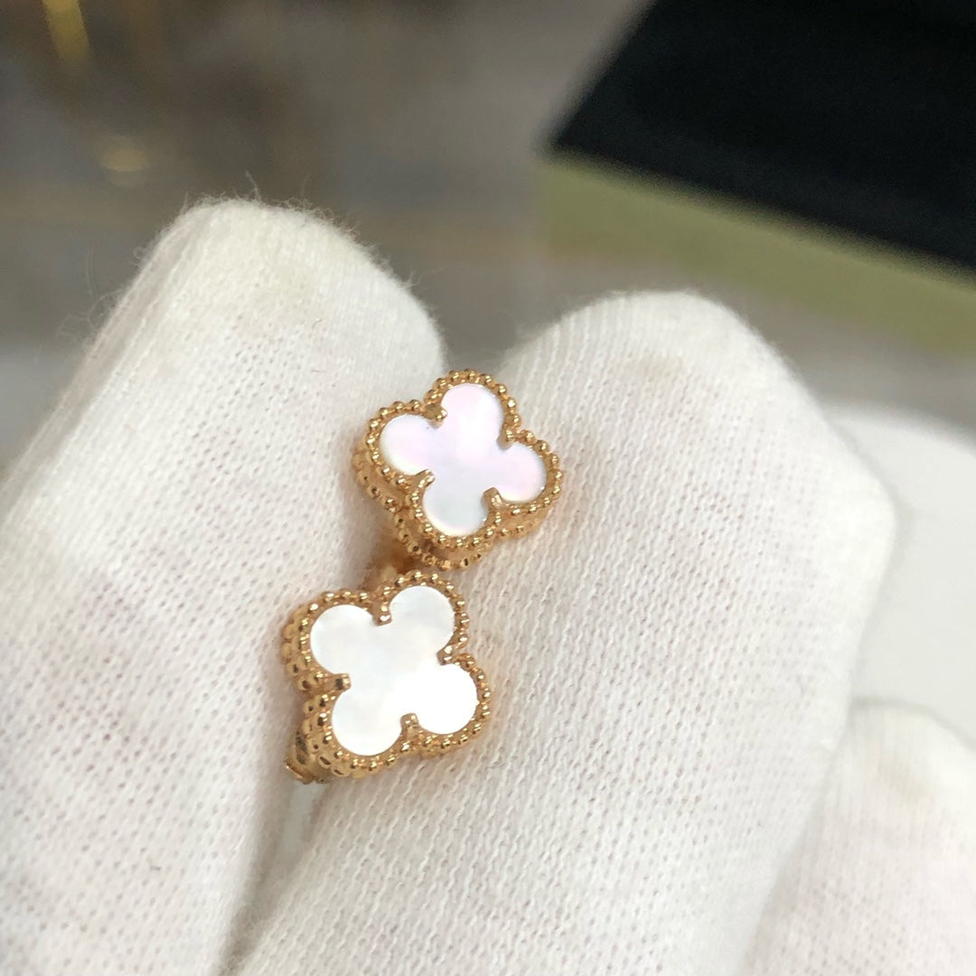 [Polaidi Jewelry]CLOVER MINI GOLD EARRINGS