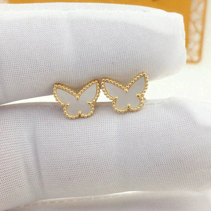 [：Polaidi Jewelry]スイートバタフライ MOPイヤースタッズ