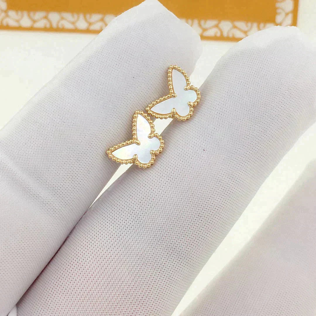 [：Polaidi Jewelry]スイートバタフライ MOPイヤースタッズ