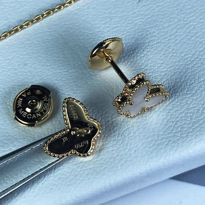 [：Polaidi Jewelry]スイートバタフライ MOPイヤースタッズ