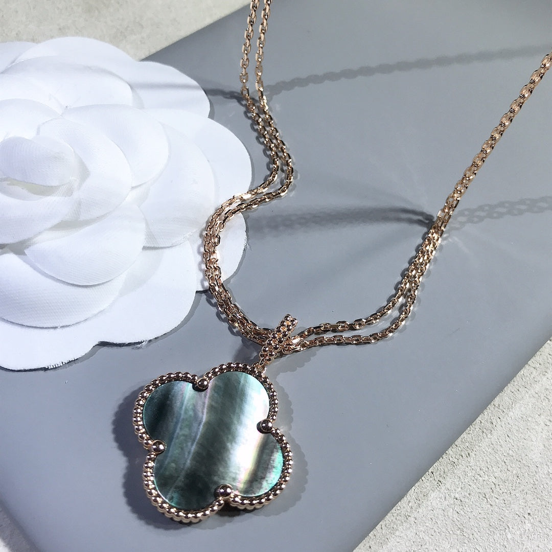 [: Polaidi Jewelry]クローバー 25MM ゴールド ダークマザーオブパール ビッグクローバーネックレス