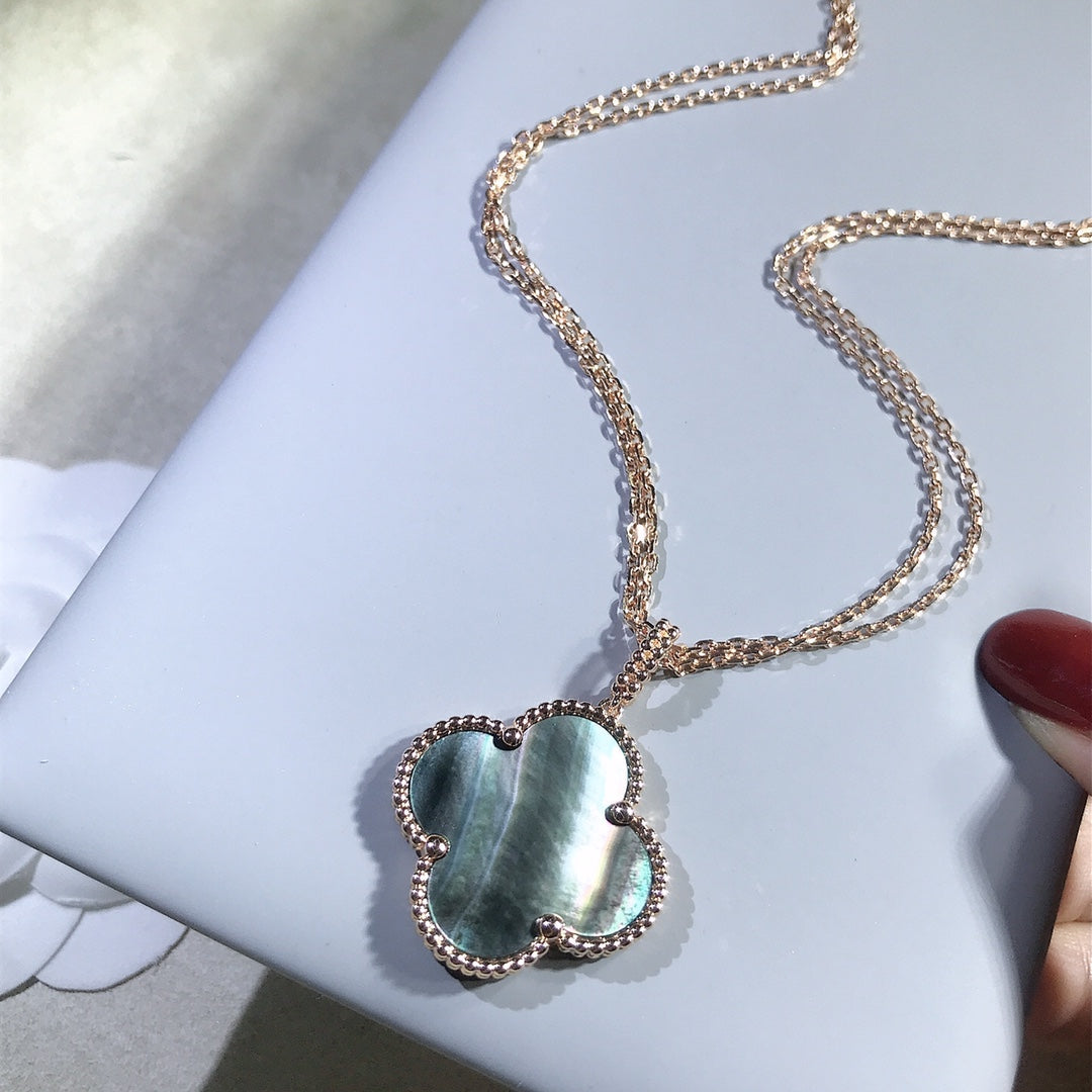 [: Polaidi Jewelry]クローバー 25MM ゴールド ダークマザーオブパール ビッグクローバーネックレス