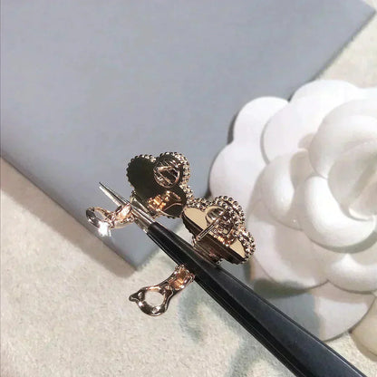 [：Polaidi Jewelry]CLOVER MEDIUM 1 MOTIFS  PINK MOP DIAMOND EARRINGS