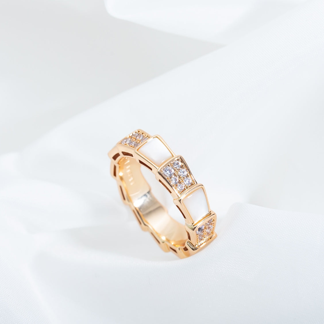 [：Polaidi]SERPENTI RING PINK GOLD MOP DIAMOND PAVED 4MM