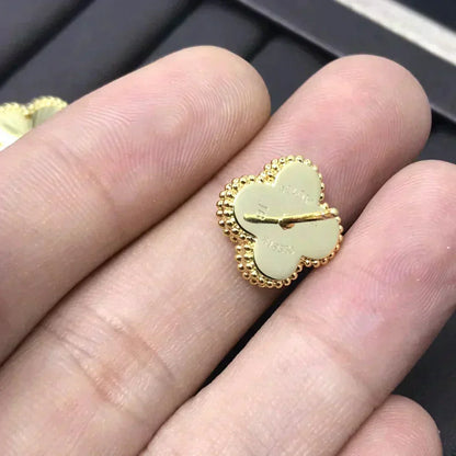 [：Polaidi Jewelry]クローバーミニ 9.5MM レーザーイヤリング