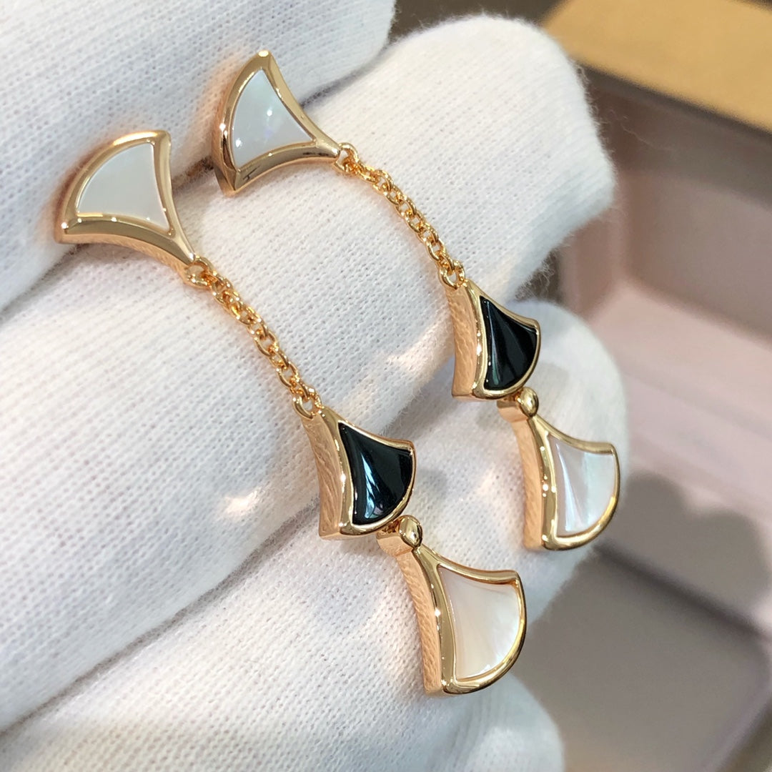 [：Polaidi]DREAM EARRINGS 3 MOTIFS ONYX MOP PINK GOLD