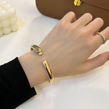 [：Polaidi Jewelry]PANTHERE GOLD OPEN BRACELET
