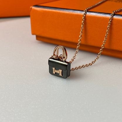 [：Polaidi Jewelry]コンスタンス ブラックペンダント ピンクゴールドネックレス