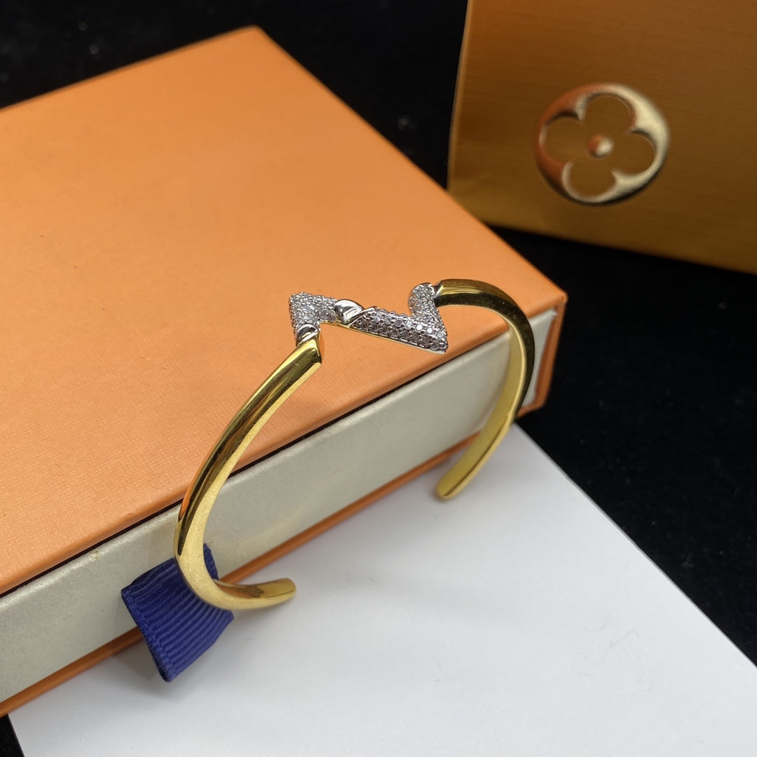 [：Polaidi Jewelry]VOLTE UPSITE DOWN DIAMOND GOLD OPEN BRACELET