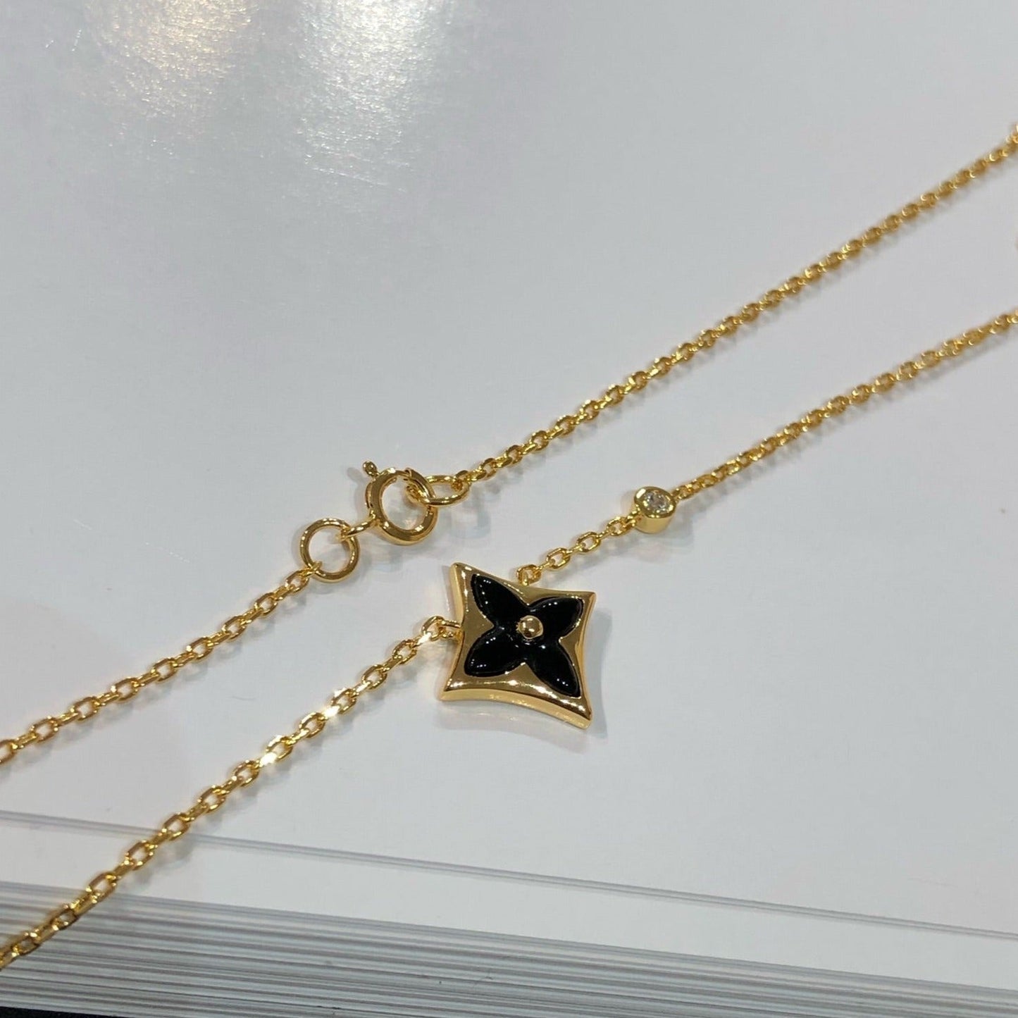[：Polaidi Jewelry]スター ブラックMOP ネックレス