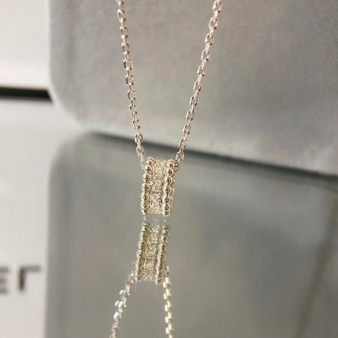 [：Polaidi Jewelry]ペルレ ダイヤモンドネックレス