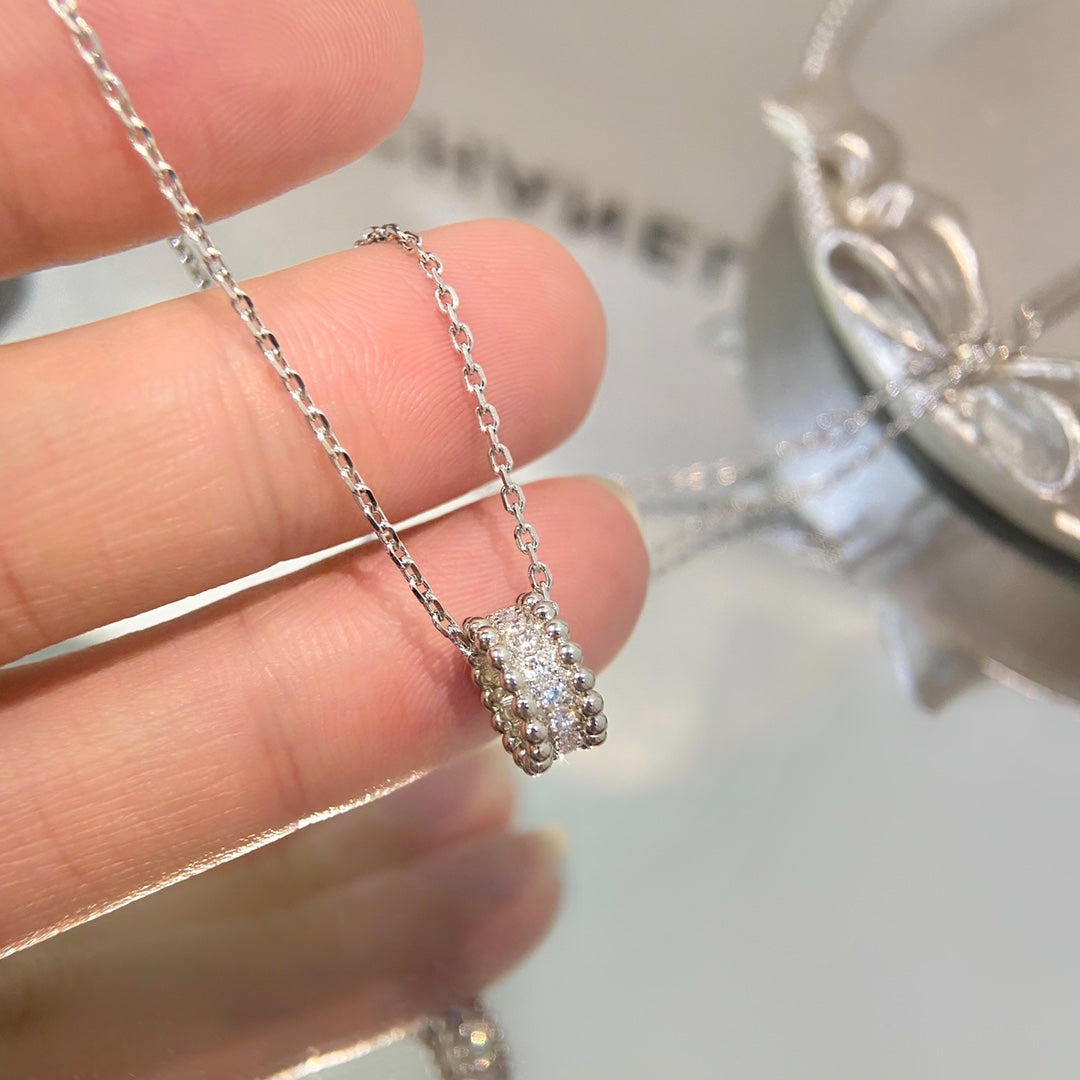 [：Polaidi Jewelry]ペルレ ダイヤモンドネックレス