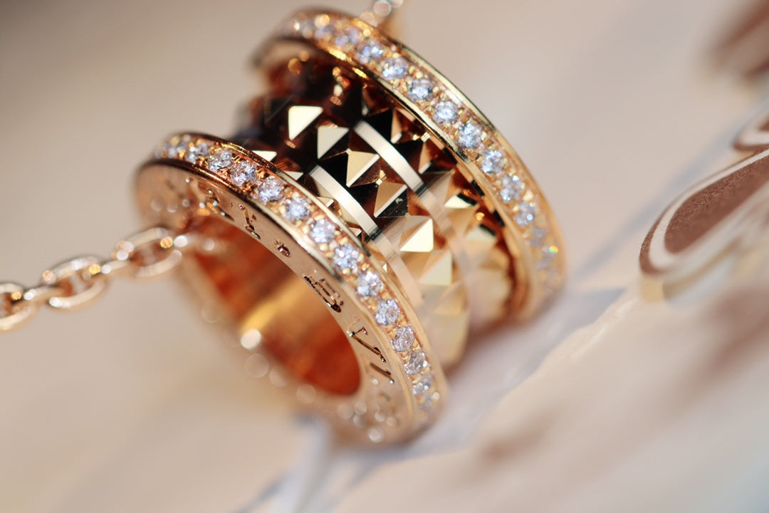 [：Polaidi]ZERO 1 ROCK PEDANT PINK GOLD NECKLACE