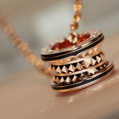 [：Polaidi]ZERO 1 ROCK PEDANT PINK GOLD BLACK NECKLACE