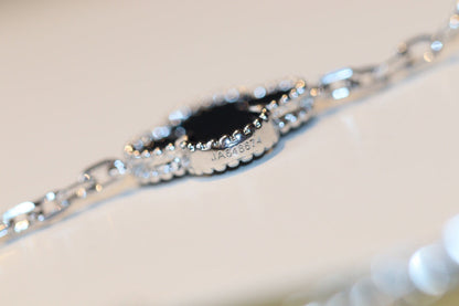 [：Polaidi Jewelry]クローバー 20モチーフ オニキス ダイヤモンド シルバー
