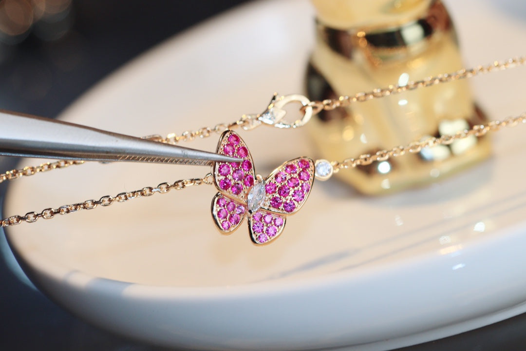 [Polaidi Jewelry]BUTTERFLY RED DIAMOND ROSE GOLD NECKLACE