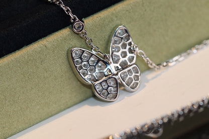 [：Polaidi Jewelry]バタフライダイヤモンドネックレス