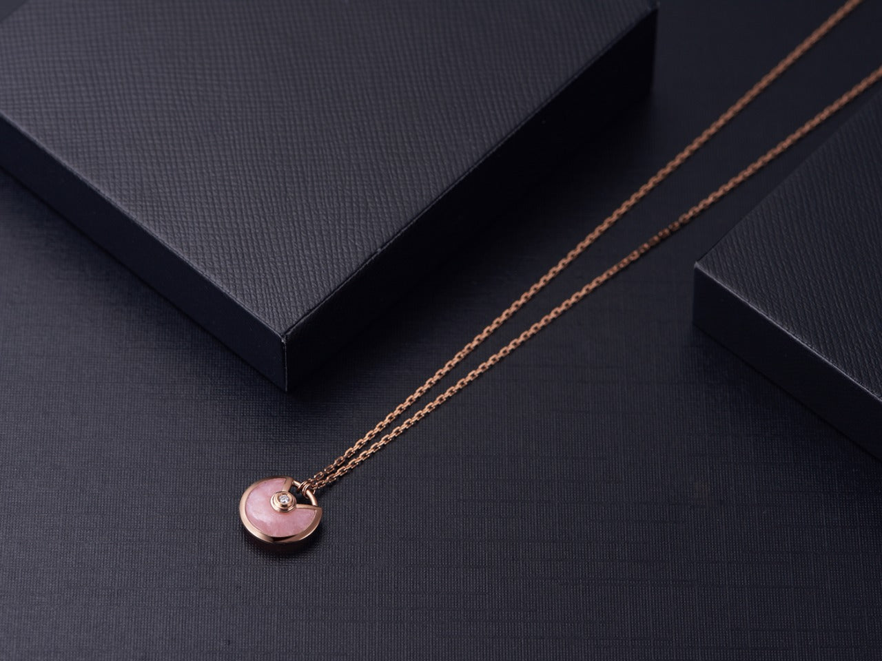 [：Polaidi Jewelry]アミュレット ローズゴールド ピンクMOP ネックレス