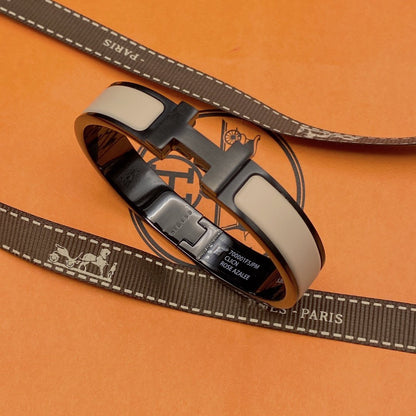 [：Polaidi Jewelry]H BRACELET 12MM BLACK BEIGE CERAMIC