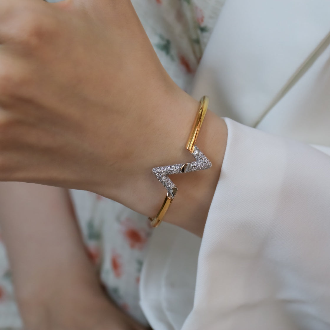 [Polaidi Jewelry]VOLTE UPSITE DOWN GOLD DIAMOND BRACELET