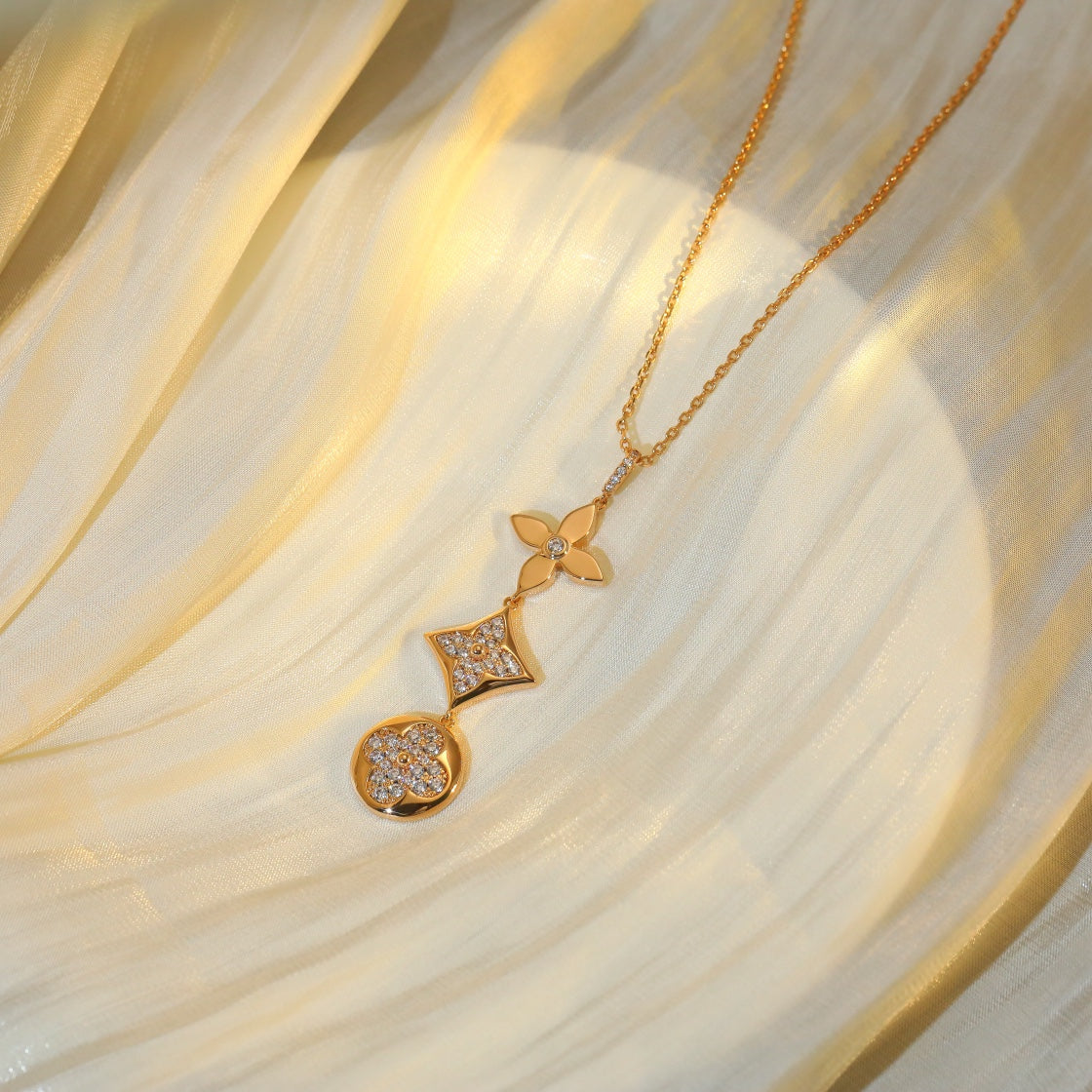 [：Polaidi Jewelry]スターアンドサン ダイヤモンドピンクゴールドネックレス
