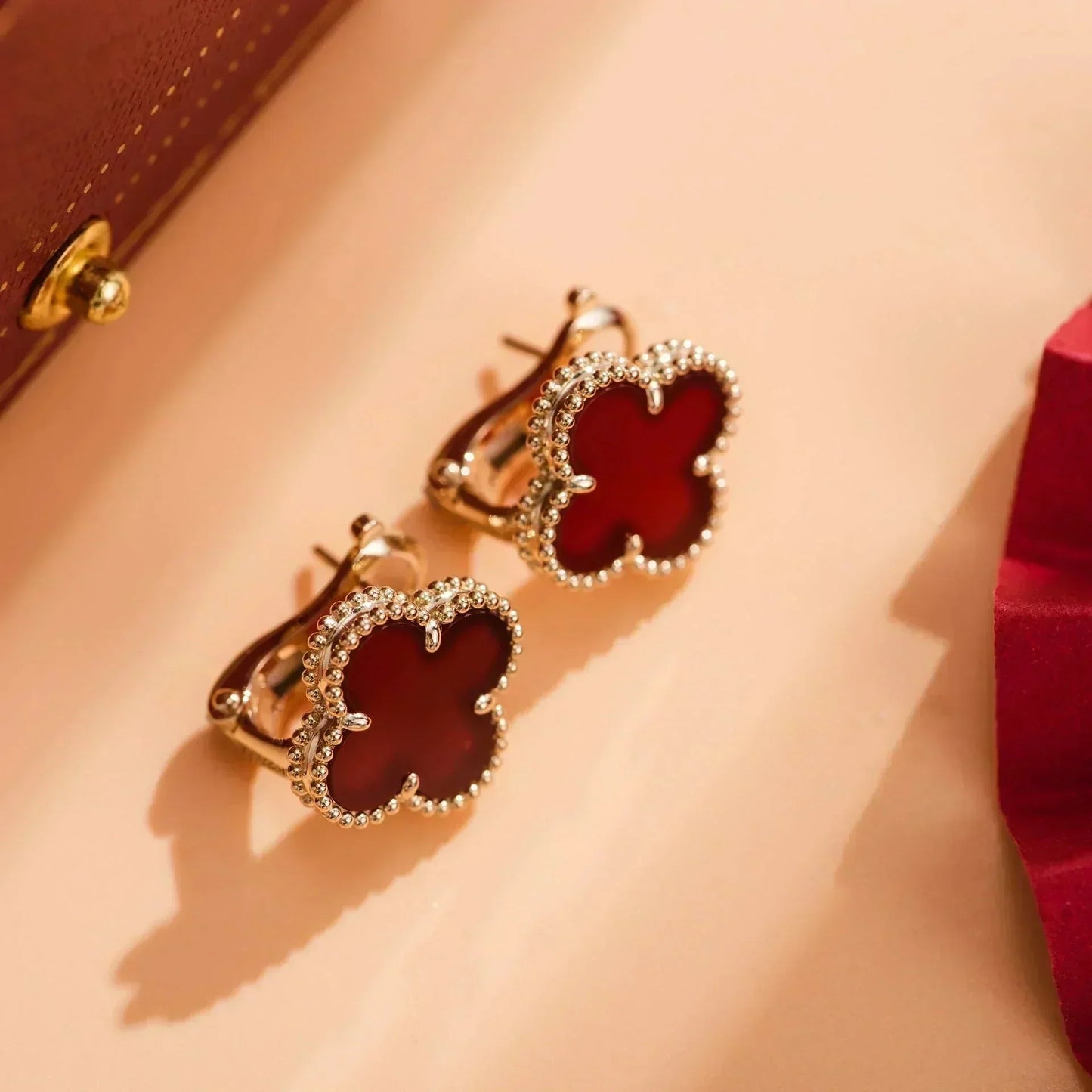 [Polaidi Jewelry]CLOVER MEDIUM 1 MOTIFS CARNELIAN  EARRINGS