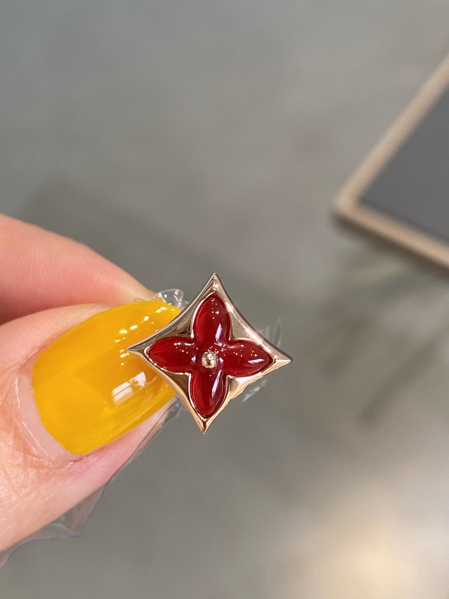 [：Polaidi Jewelry]星と太陽のピンクゴールドカーネリアンスタッドピアス