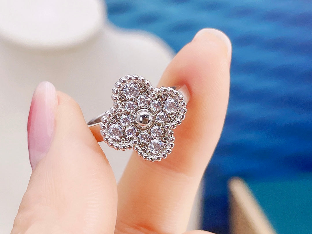 [Polaidi Jewelry]CLOVER DIAMOND RING