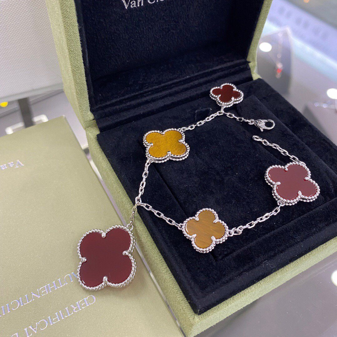 [：Polaidi Jewelry]CLOVER 5 MOTIFS SIVLER CARNELIAN TIGER EYE BRACELET