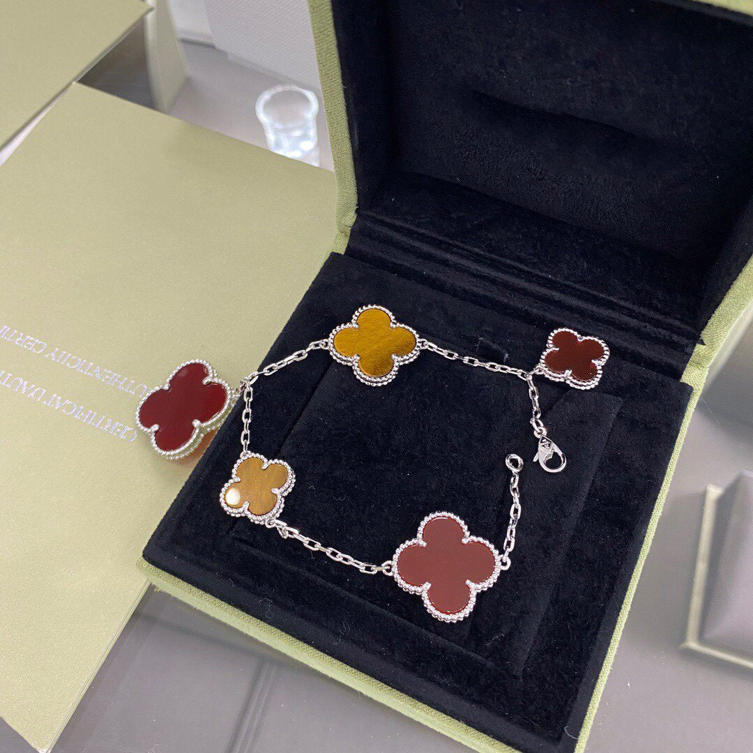 [：Polaidi Jewelry]CLOVER 5 MOTIFS SIVLER CARNELIAN TIGER EYE BRACELET