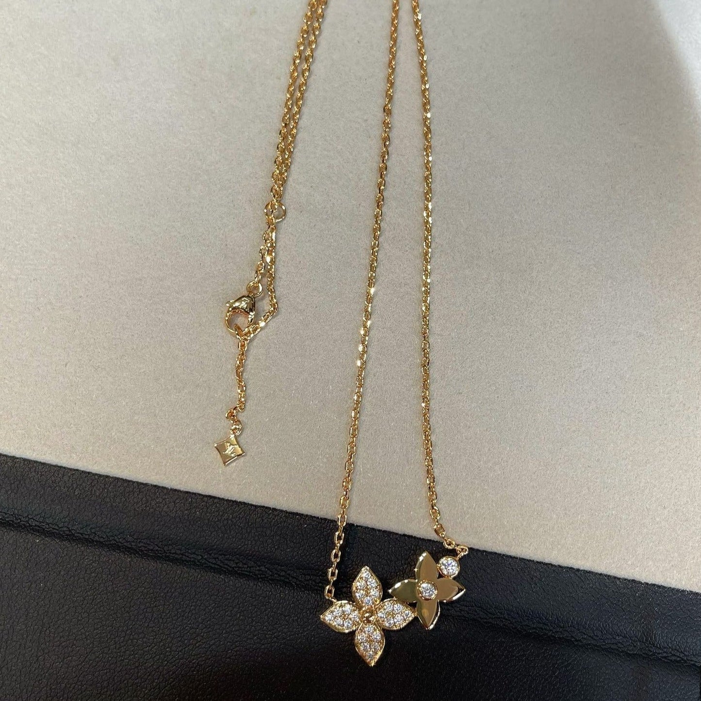 [：Polaidi Jewelry]スターブロッサムネックレス ピンクゴールド ダイヤモンド