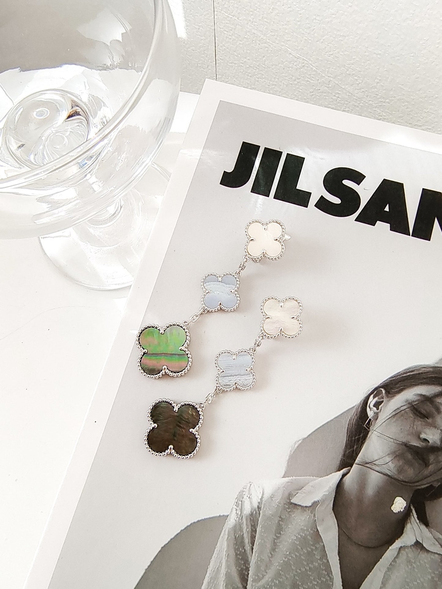 [：Polaidi Jewelry]CLOVER 3 MOTIFS CHALCEDONY DARK MOP SILVER EARRINGS