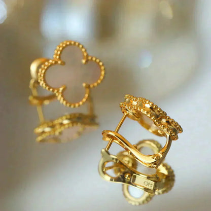 [Polaidi Jewelry]CLOVER MEDIUM 1 MOTIFS  WHITE MOP STUD EARRINGS