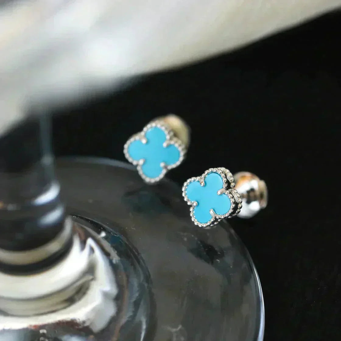 [Polaidi Jewelry]CLOVER MINI 9.5MM ONYX STUD EARRINGS SILVER