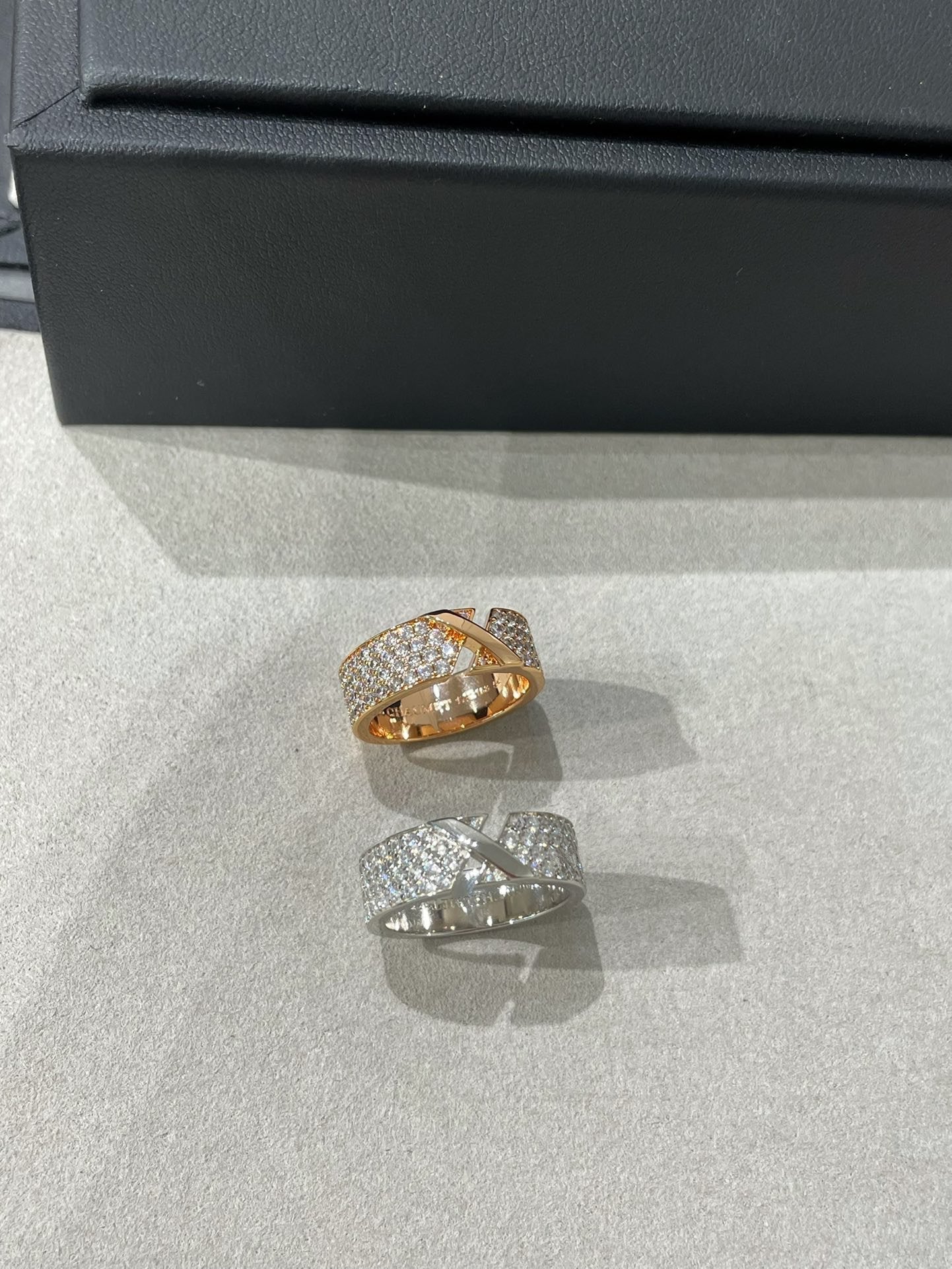 [Polaidi Jewelry]LIENS EVIDENCE  DIAMOND PAVED RING