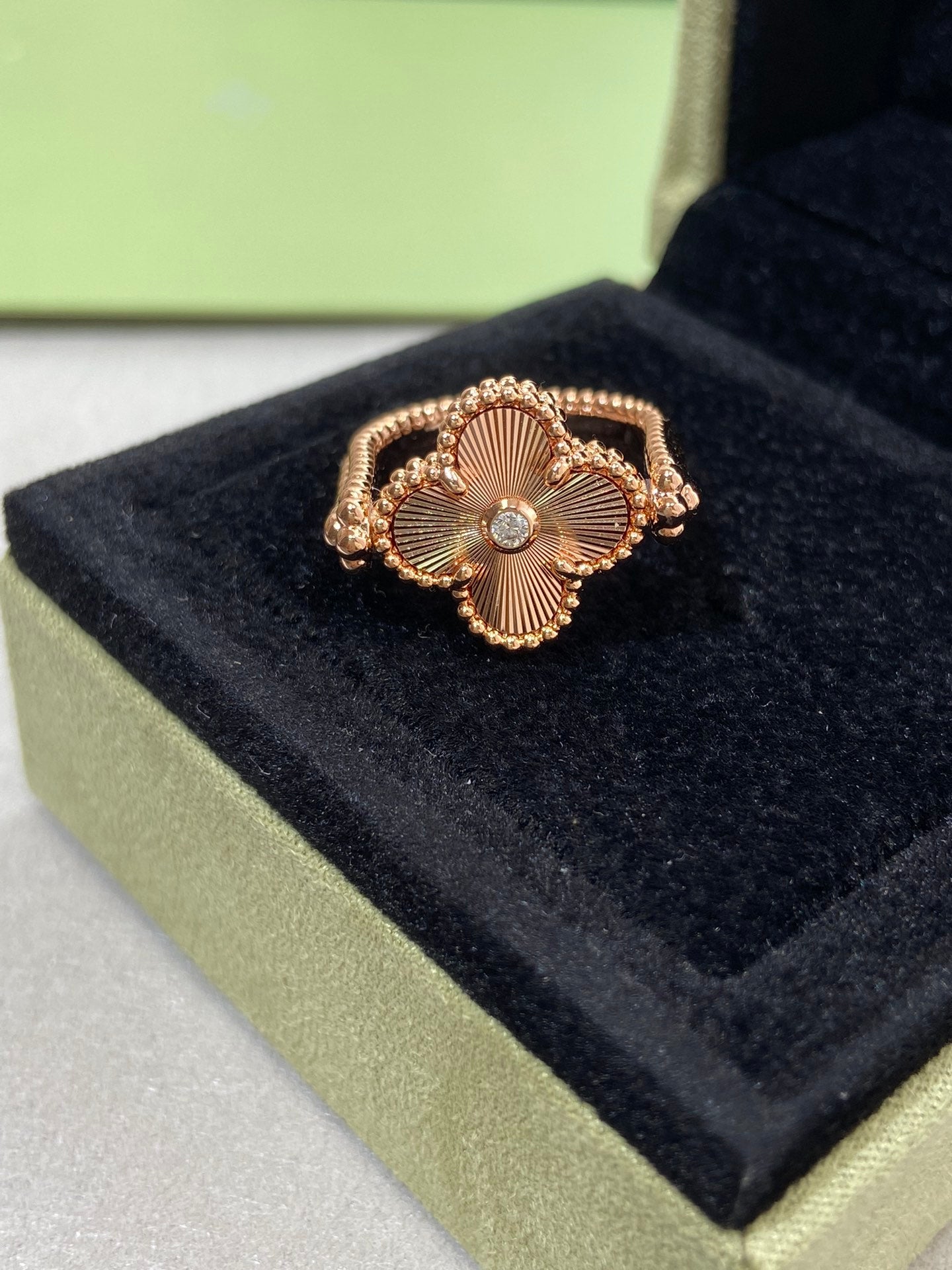 [Polaidi Jewelry]CLOVER RIVERSIBLE ROSE GOLD RING