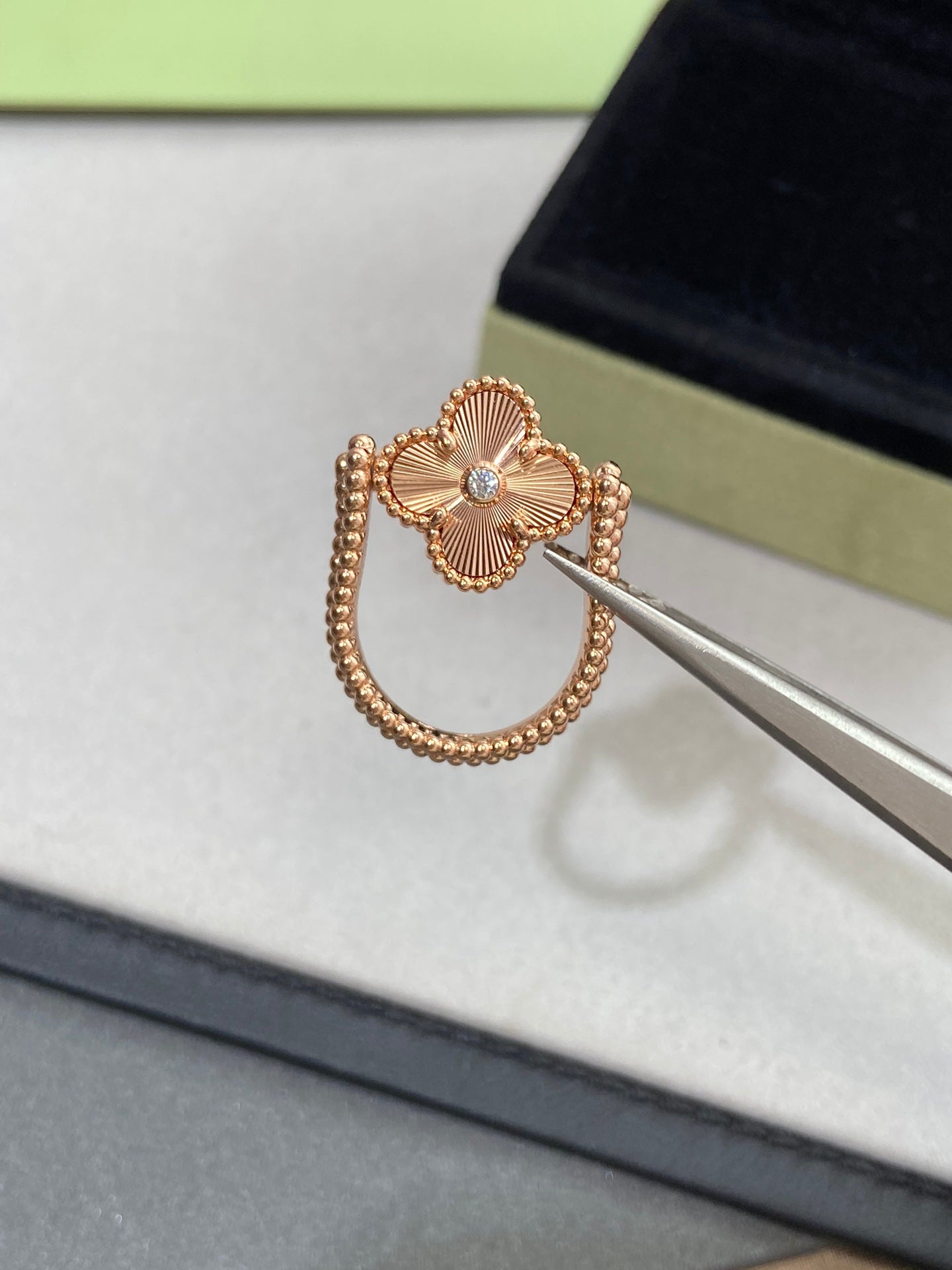 [：Polaidi Jewelry]CLOVER RIVERSIBLE ROSE GOLD RING