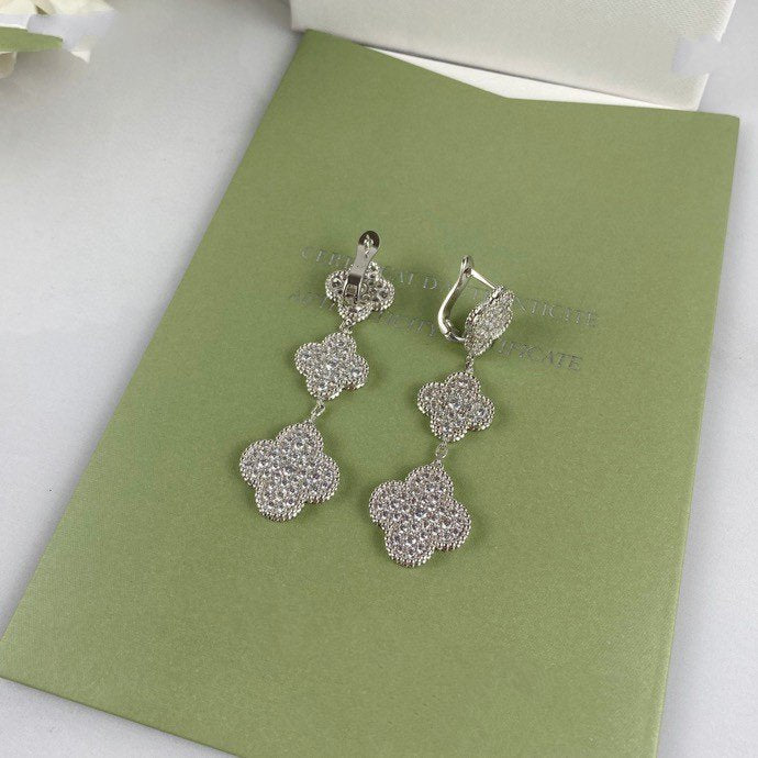 [Polaidi Jewelry]CLOVER 3 MOTIF DIAMOND SILVER DROP EARRINGS